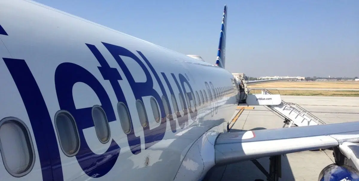 jetblue plane on the tarmac