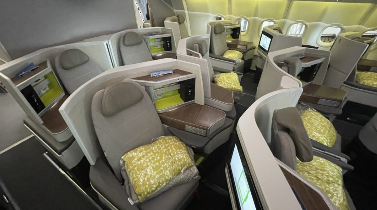 TAP Air Portugal business class seats 