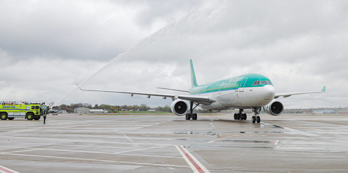 aer lingus plane under water cannon